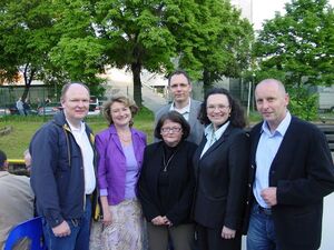 Die Vertreter der Niederbayern-SPD in Berlin im Gespräch mit SPD-Generalsekretärin Andrea Nahles MdB (2. v. re.)