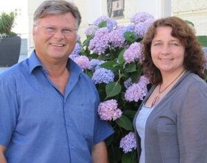 die beiden Fraktionsvorsitzenden der Landkreis-SPD, Franz Göbl und Ruth Müller