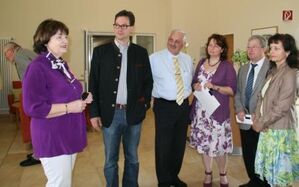 Dr. Marlies Flieser-Hartl, MdB Florian Pronold, Gerhard Babl, Ruth Müller, Hans Sarcher, Theresa Bergwinkl im Hospiz