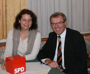 stv. VdK-Vorsitzender MdL Achim Werner (rechts) im Gespräch mit Ruth Müller