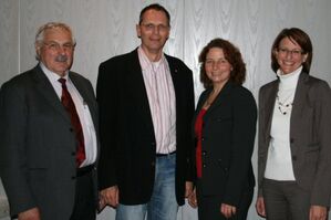 Herbert Lohmeyer (Mitte) und die beiden SPD-Kreisvorsitzenden Ruth Müller und Gerhard Babl