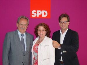OB Christian Ude, Ruth Müller und Landesvorsitzender MdB Florian Pronold auf dem Parteikonvent in Berlin