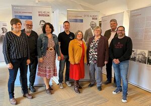 SPD-Ortsverein Neufahrn mit Johannes Kolbinger, (4. v. l.) sowie Ruth Müller, MdL (3. v. l.) und Karin Hagendorn (3vr)